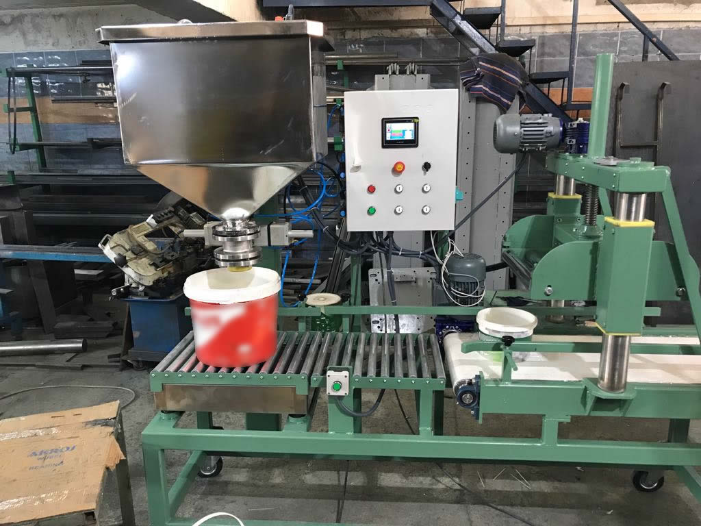 FE-3D Sıvı Dolum Makinası